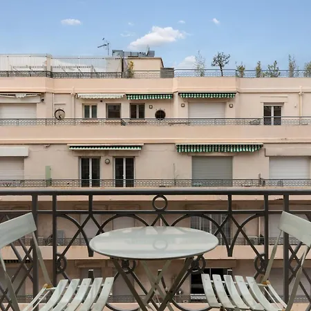 Le Miramar Sea View Apartament *