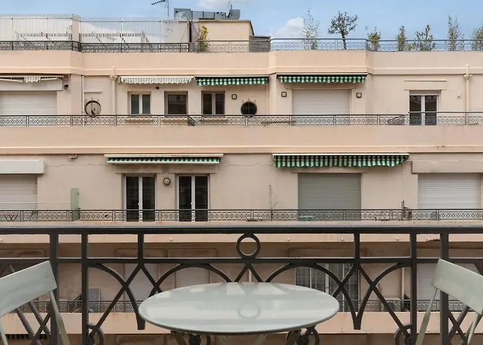 Le Miramar Sea View Appartement *